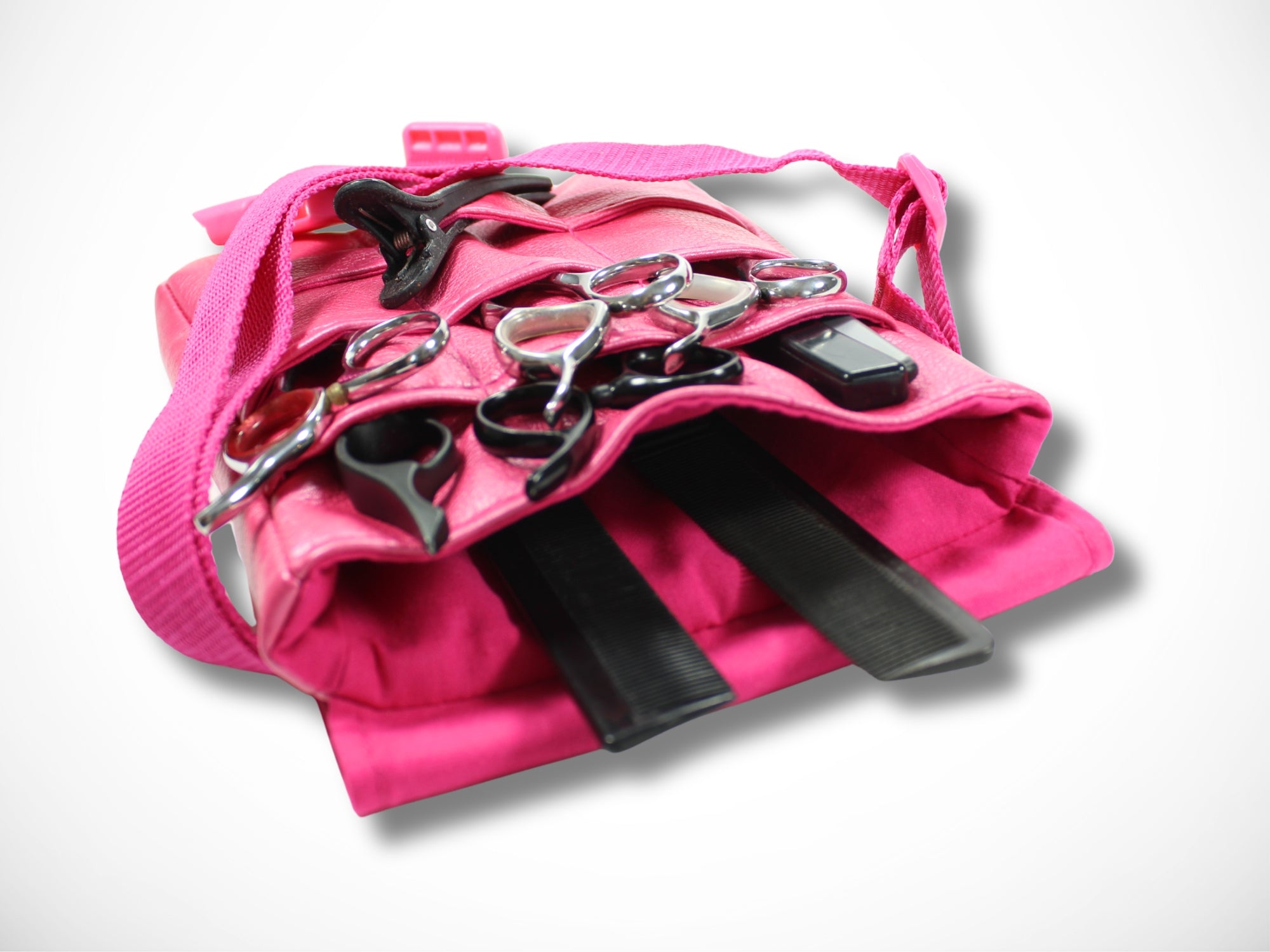 Pinke Kunstleder Friseurtasche für Friseurscheren im Friseursalon