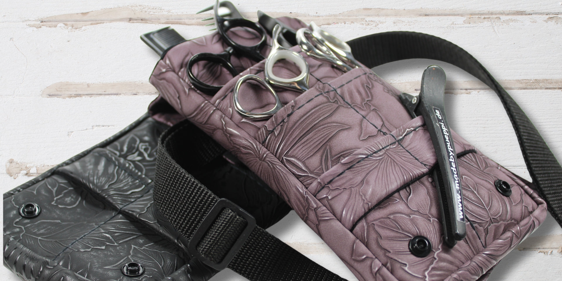 Kompakte und kleine Friseurtaschen für Friseure und Azubis mit Platz für 4 Scheren.