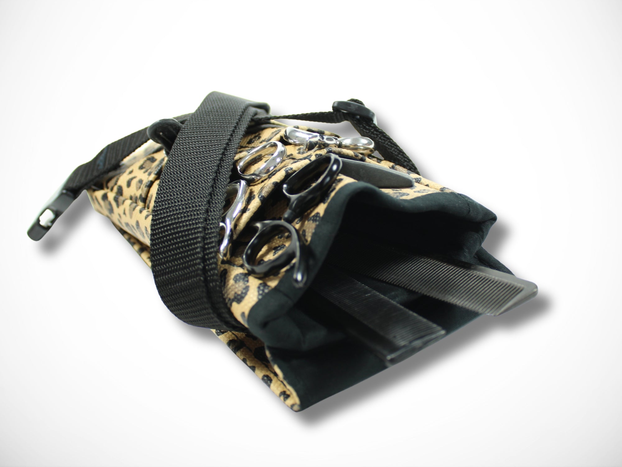 Kleine Friseur Werkzeugtasche im Leopard Design für Friseurscheren und Friseurwerkzeug im Friseursalon