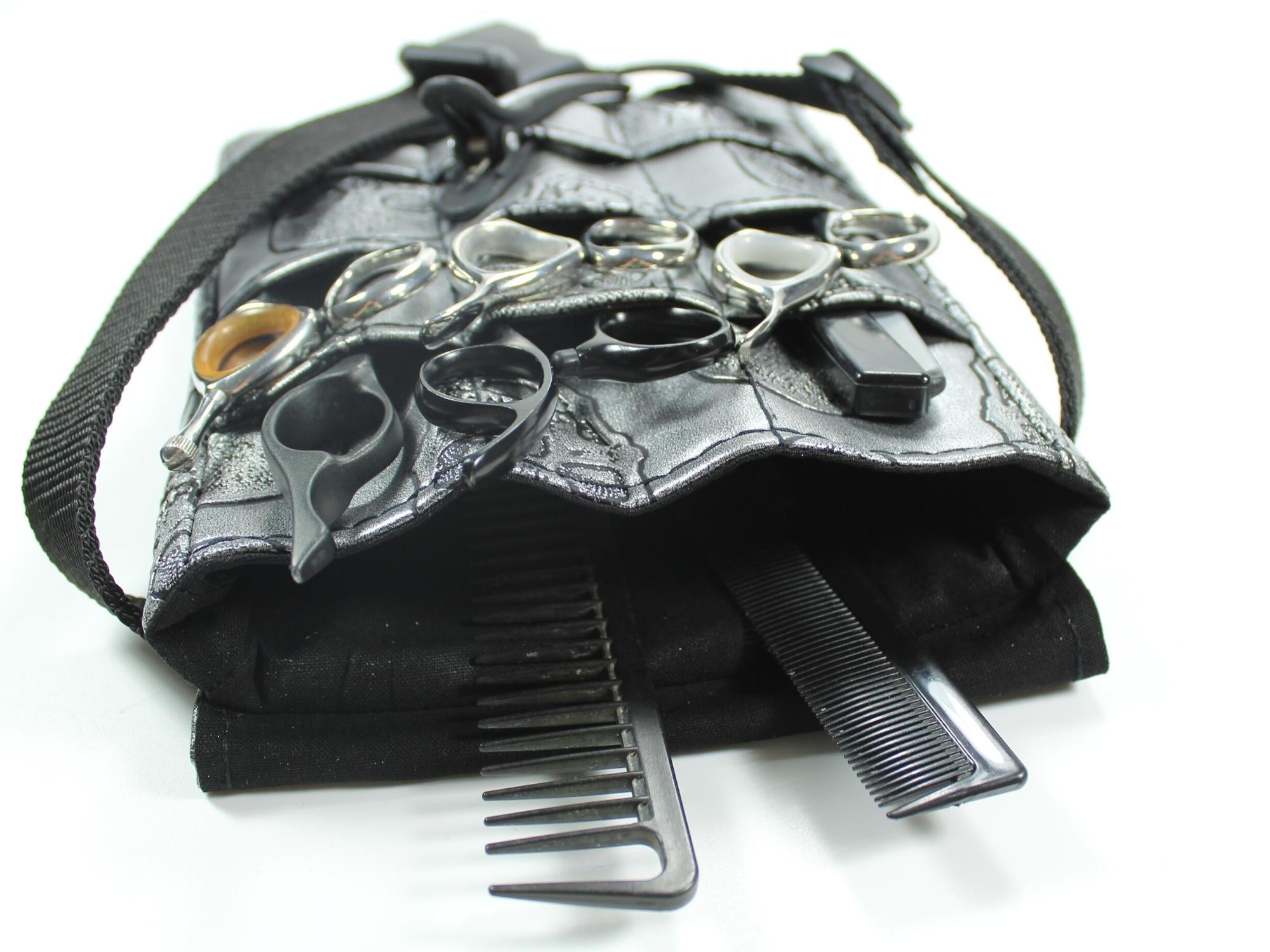 Totenkopf Friseur Werkzeugtasche aus Kunstleder in silber